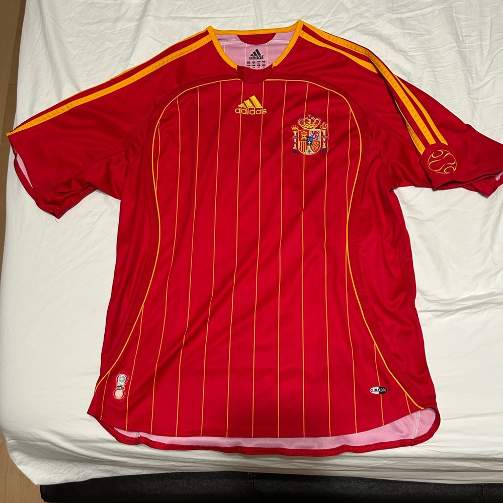 Replica Spain Jerseys (Kids XL) (Men’s S) (Men’s M)